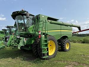 2019 John Deere S770 Image