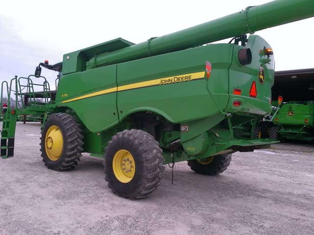 Image of John Deere S770 equipment image 2