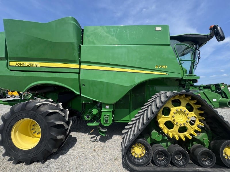 2019 John Deere S770 Equipment Image0