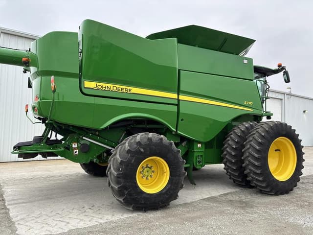 Image of John Deere S770 equipment image 3