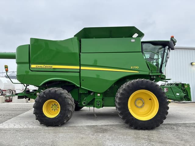 Image of John Deere S770 equipment image 2