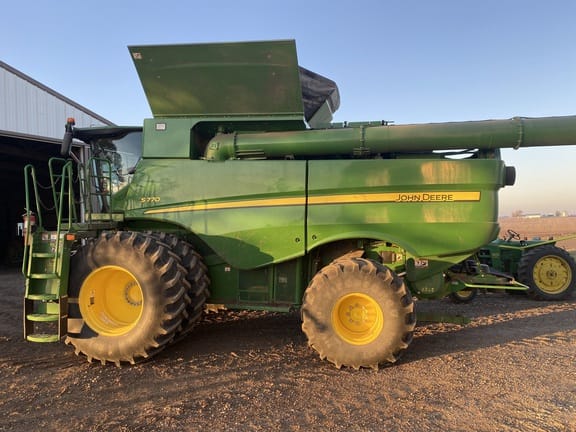 2019 John Deere S770 Equipment Image0