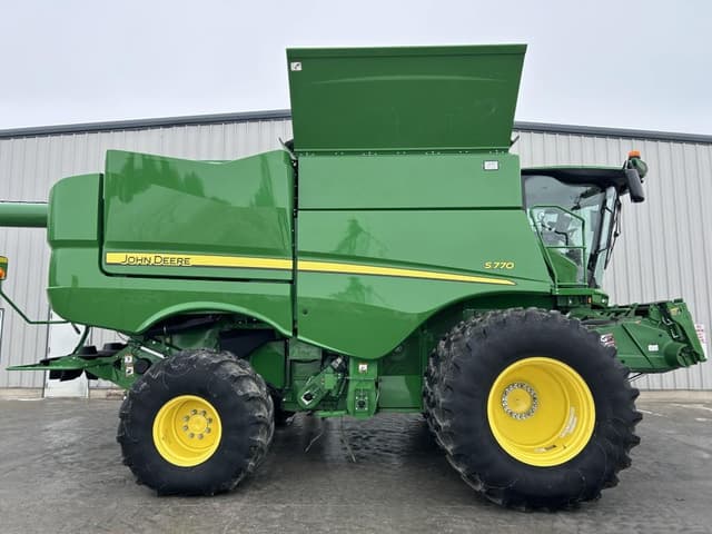 Image of John Deere S770 equipment image 3