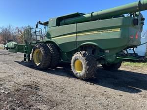 2019 John Deere S770 Image