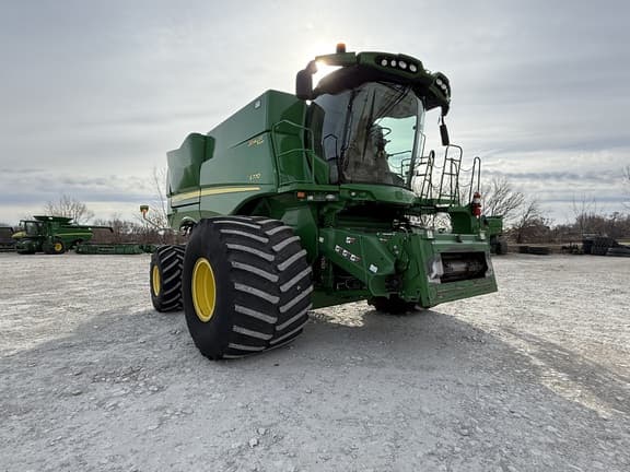 Image of John Deere S770 equipment image 2
