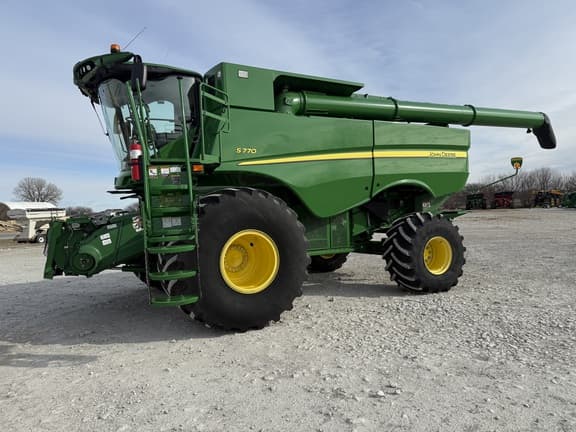Image of John Deere S770 equipment image 1