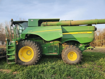 Main image John Deere S770