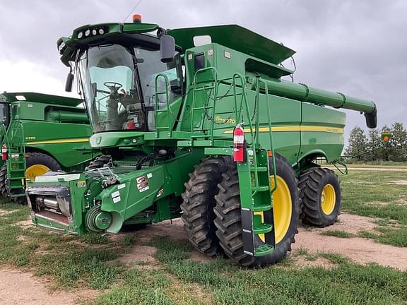 Image of John Deere S770 equipment image 1