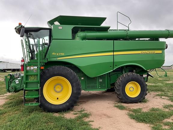Image of John Deere S770 equipment image 4
