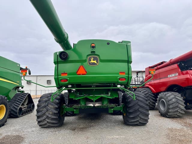 Image of John Deere S770 equipment image 2