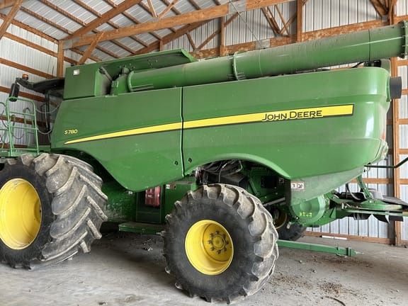 2019 John Deere S780 Equipment Image0