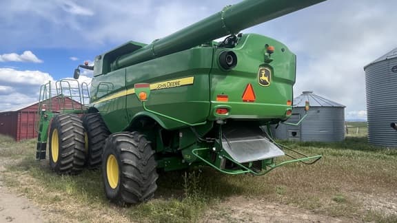 Image of John Deere S780 equipment image 3