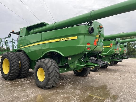 Image of John Deere S780 equipment image 3
