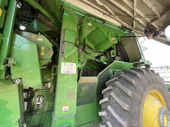 Image of John Deere S780 equipment image 1