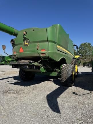Image of John Deere S780 equipment image 3