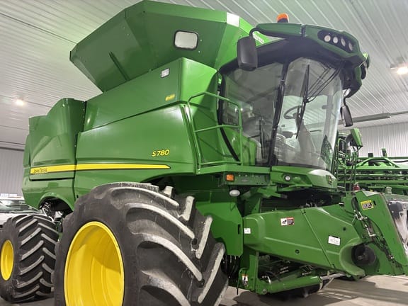 2019 John Deere S780 Equipment Image0