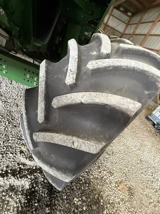 Image of John Deere S780 equipment image 4