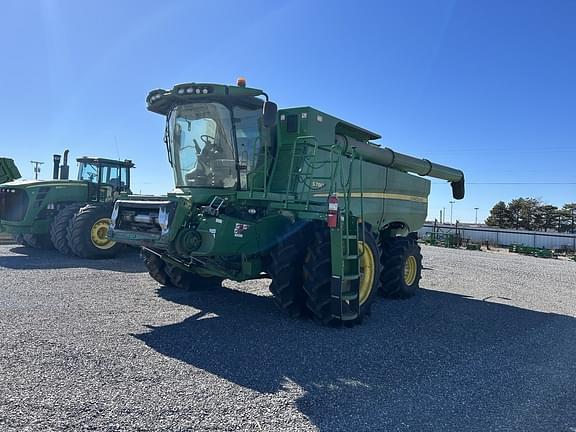 Image of John Deere S780 equipment image 1