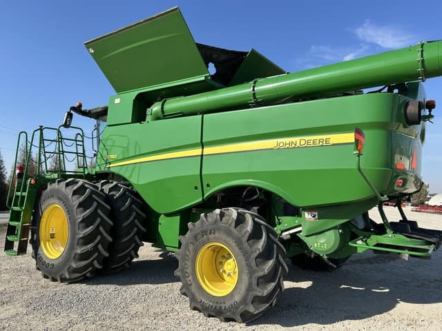 Image of John Deere S780 equipment image 4