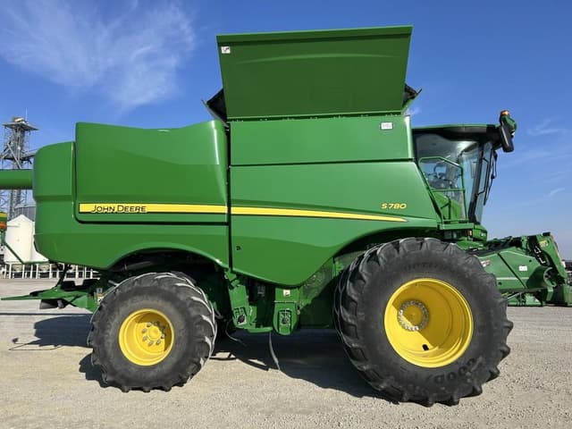 Image of John Deere S780 equipment image 3