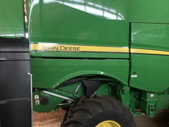 Image of John Deere S780 equipment image 4