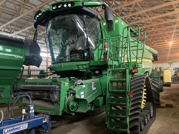 Image of John Deere S780 Primary image