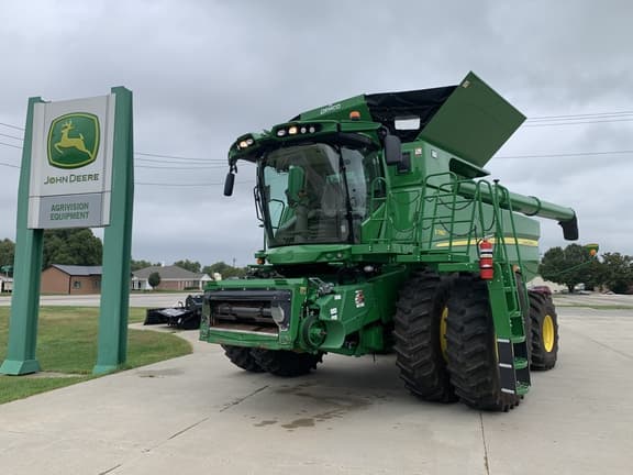 Image of John Deere S780 equipment image 3