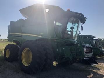 Main image John Deere S780