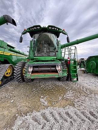 Image of John Deere S780 Primary image