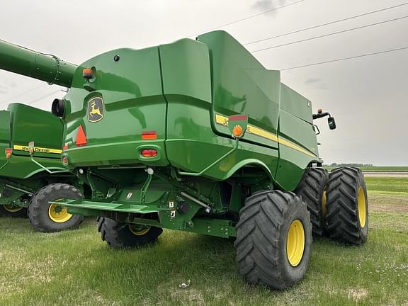 Image of John Deere S780 equipment image 3