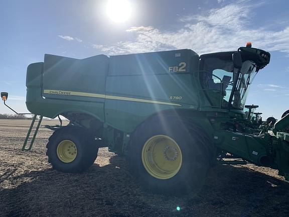 Image of John Deere S780 Primary image