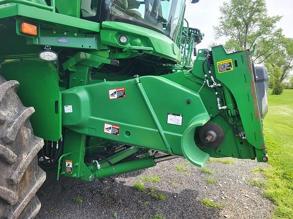 Image of John Deere S780 equipment image 4