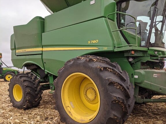 Main image John Deere S780