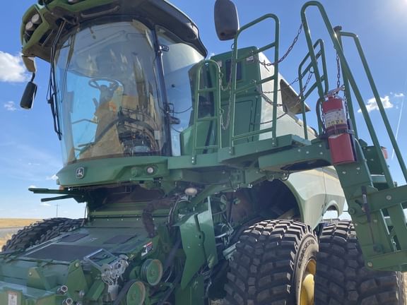 2019 John Deere S780 Equipment Image0