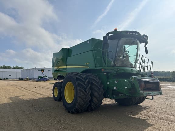 Image of John Deere S780 equipment image 1