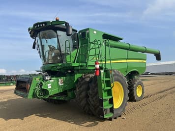Main image John Deere S780