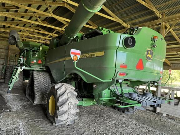 Image of John Deere S780 equipment image 4
