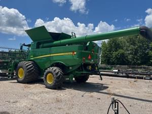 2019 John Deere S780 Image