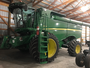 Main image John Deere S780