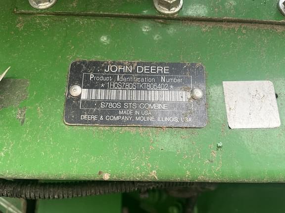 Image of John Deere S780 equipment image 4