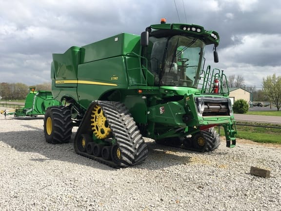 Main image John Deere S780