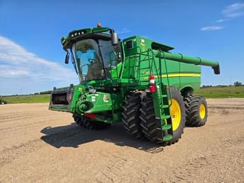 Main image John Deere S780