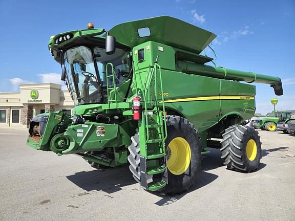 Image of John Deere S780 Primary image