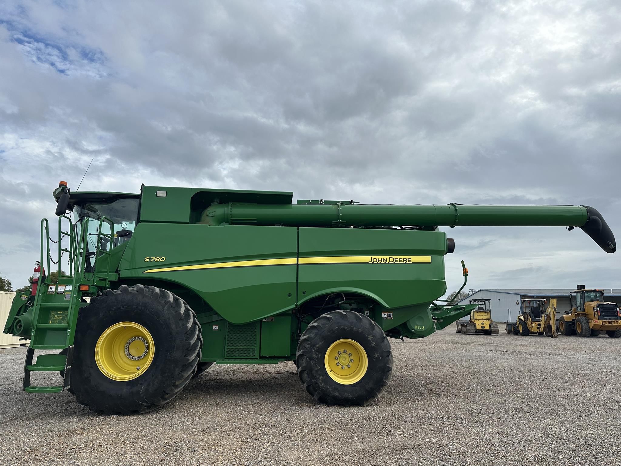 2019 John Deere S780 Equipment Image0