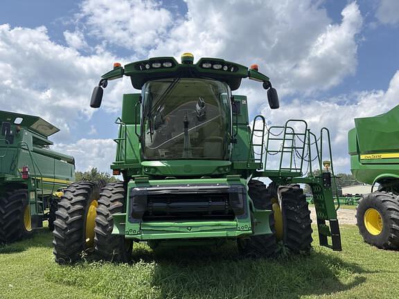 Image of John Deere S780 equipment image 2