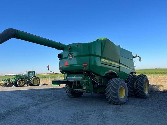 Image of John Deere S780 equipment image 2