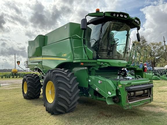 Image of John Deere S780 Primary image