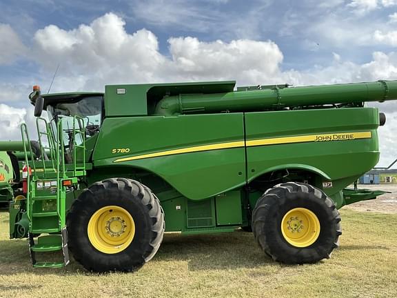 Image of John Deere S780 equipment image 3