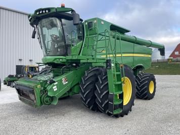 Main image John Deere S780