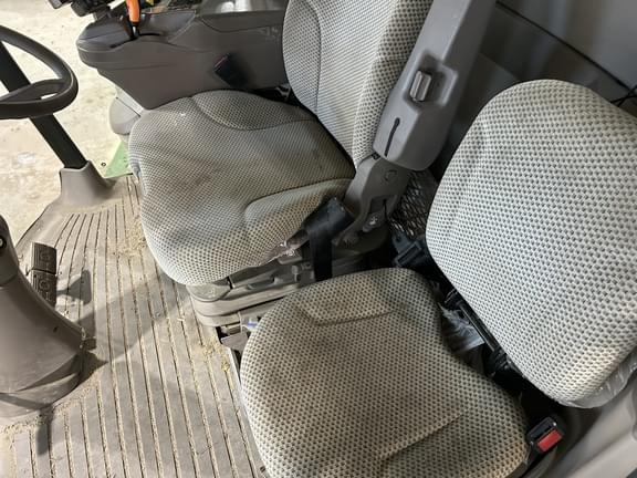 Image of John Deere S780 equipment image 4